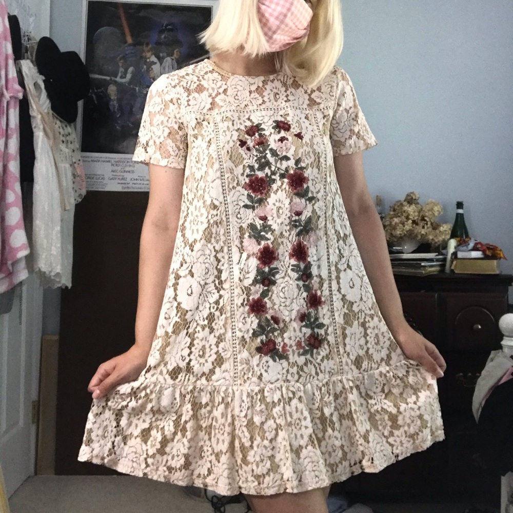 Vintage/style cream lace dress